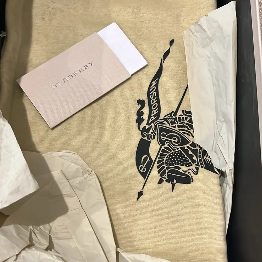 Burberry yellow haymarket